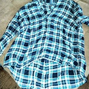 Women's Crown and ivy Flannel Button Up